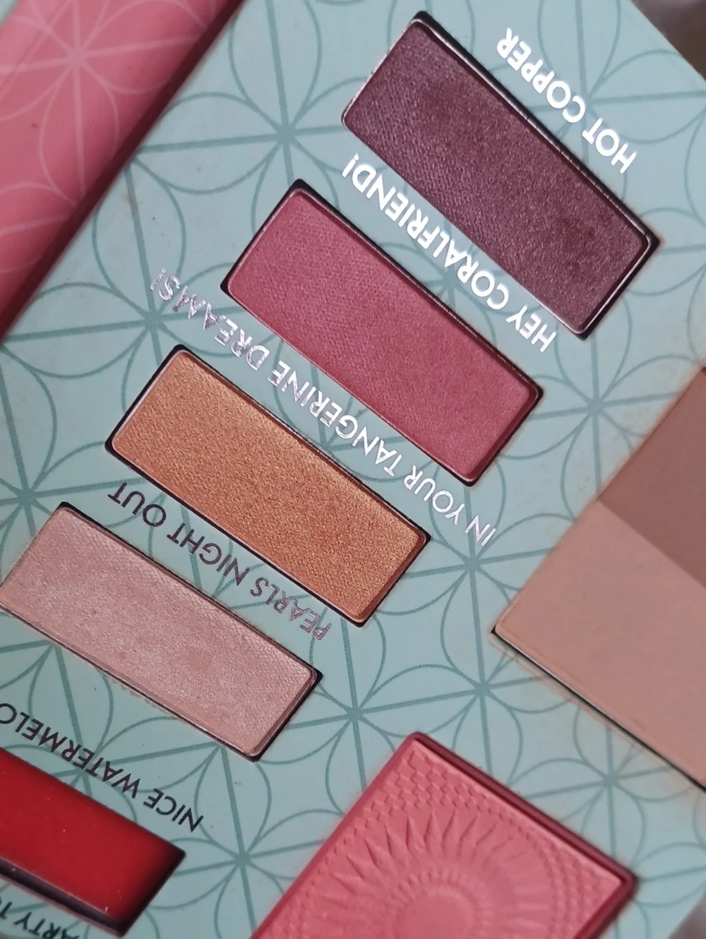 Benefit Eye Shadow Pallet Party Like A Flockstar